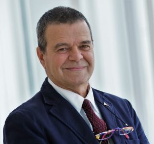eduardo-zubizarreta-portrait.jpg