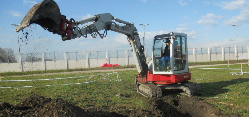 The construction contract for ReNuAL was signed in spring 2016. From April to June, the electrical infrastructure required to support the new laboratory buildings in Seibersdorf and their construction was laid.