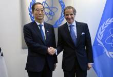 Rafael Mariano Grossi, IAEA Director General, met with HE Mr. Han Duck-soo, Prime Minister of the Republic of Korea, during his official visit to the Agency headquarters in Vienna, Austria. 9 May 2023