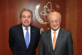 The new Resident Representative of Peru, Fernando Rojas Samanez, presented his credentials to IAEA Director General Yukiya Amano in Vienna, Austria, on 7 November 2016.