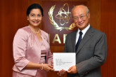 The new Resident Representative of the Dominican Republic, Lourdes Victoria-Kruse, presented her credentials to IAEA Director General Yukiya Amano at the IAEA headquarters in Vienna, Austria on 20 July 2017.
