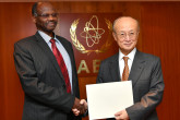 The new Resident Representative of Sudan to the IAEA, HE Mr Mirghani Abbaker Altayeb Bakhet, presented his credentials to IAEA Director General Yukiya Amano at the IAEA headquarters in Vienna, Austria, on 20 November 2018.