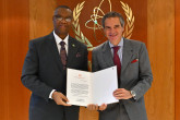 The new Resident Representative of Jamaica to the IAEA, Dr. Richard Brown, presented his credentials to IAEA Director General Rafael Mariano Grossi, at the Agency headquarters in Vienna, Austria. 20 January 2025