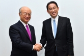 IAEA Director General Yukiya Amano met with Fumio Kishida, Minister of Foreign Affairs of Japan at the IAEA headquarters in Vienna, Austria on 2 May 2017.