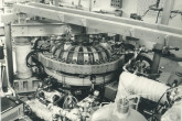 MT-1 is a small-scale tokamak experimental device for the investigation of plasma behaviour. 
(IAEA Archives)