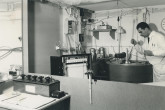 An adiabatic micro-calorimeter developed in the laboratory at IAEA Headquarters, Vienna.  April 1964. Please credit IAEA/Egert 