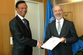 Presentation of credentials of the new Resident Representative of Madagascar, Mr. Rajemison Rakotomaharo, to Mr. Werner Burkart, IAEA Deputy Director General, Department of Nuclear Sciences and Applications, IAEA, Vienna, Austria, 14 August 2008.