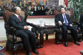 IAEA Director General Yukiya Amano meets Vietnamese Deputy Prime Minister, Vu Van Ninh. 3 October 2011.