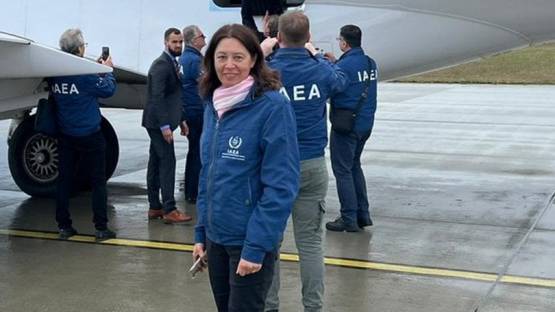 Nuclear safety and security experts from the IAEA, headed by Deputy Director General Lydie Evrard, delivering equipment to Chornobyl. 
<br>
<br>Text: D. TEIXEIRA/IAEA and M. Gaspar/IAEA
<br>Photos: IAEA

